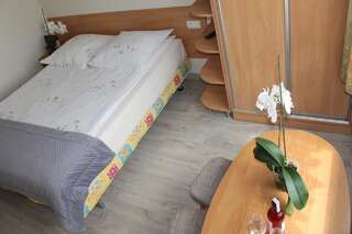 Проживание в семье Willa Wladek Владыславово Номер с кроватью размера «queen-size» и общей ванной комнатой-1