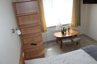 Проживание в семье Willa Wladek Владыславово Два соседних двухместных номера с 1 кроватью в каждом и общей ванной комнатой-6